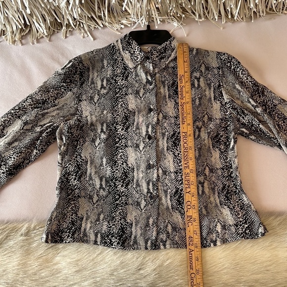 Vintage ANN TAYLOR Beige Black Sheer Snake 3/4 Sleeves 4P Button Down Shirt - Picture 7 of 13